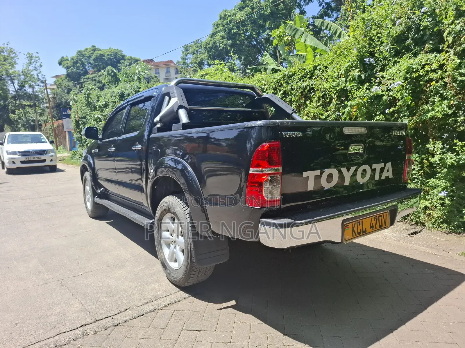 Toyota Hilux 2010 Matt Black