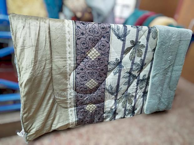 4pcs Floral Cozy Woolen Duvet Set - main view