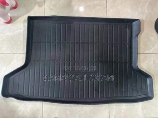 Premium Honda Vezel Trunk Mat( Easy Clean)