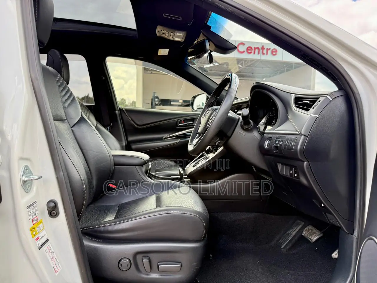 Toyota Harrier 2.0 2018 White