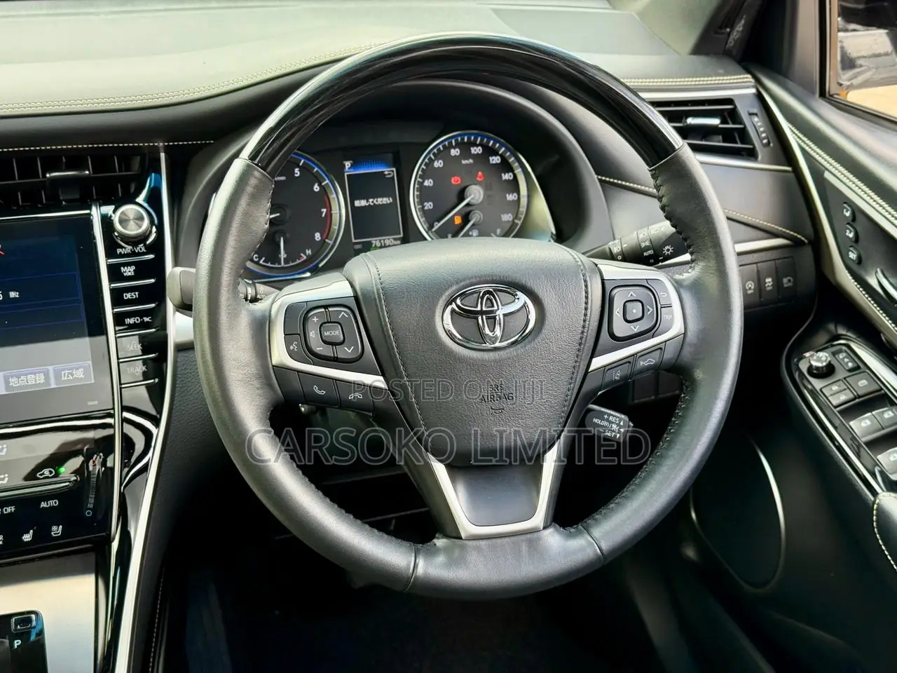 Toyota Harrier 2.0 2018 White