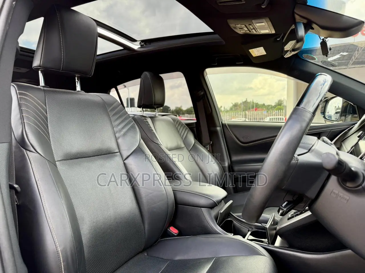 Toyota Harrier 2.0 2018 White