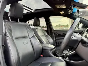 Toyota Harrier 2.0 2018 White