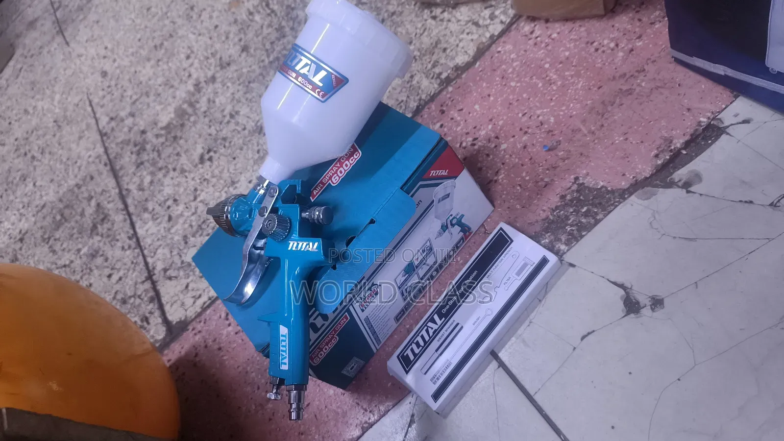 Commercial Total Air Spray Gun With Adjustable Noozles