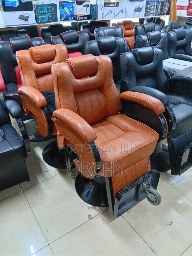 Executive Barber Seats - main view