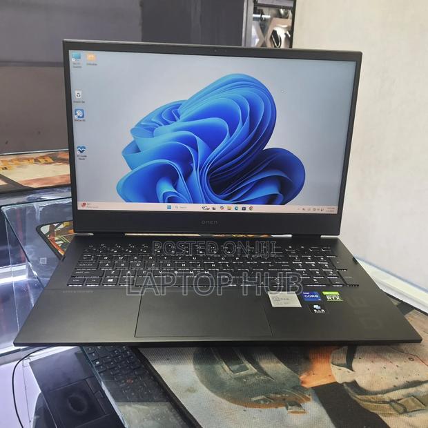 Laptop HP Omen 16 16GB Intel Core I7 SSD 512GB - thumbnail 3