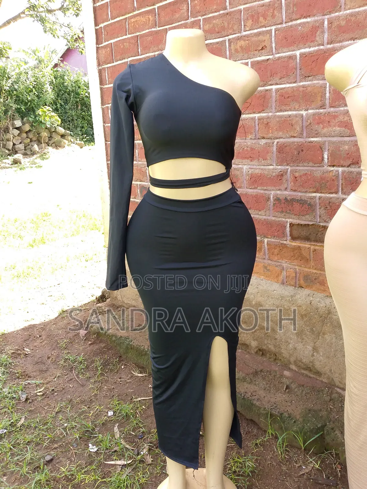 Elegant Women's Wear