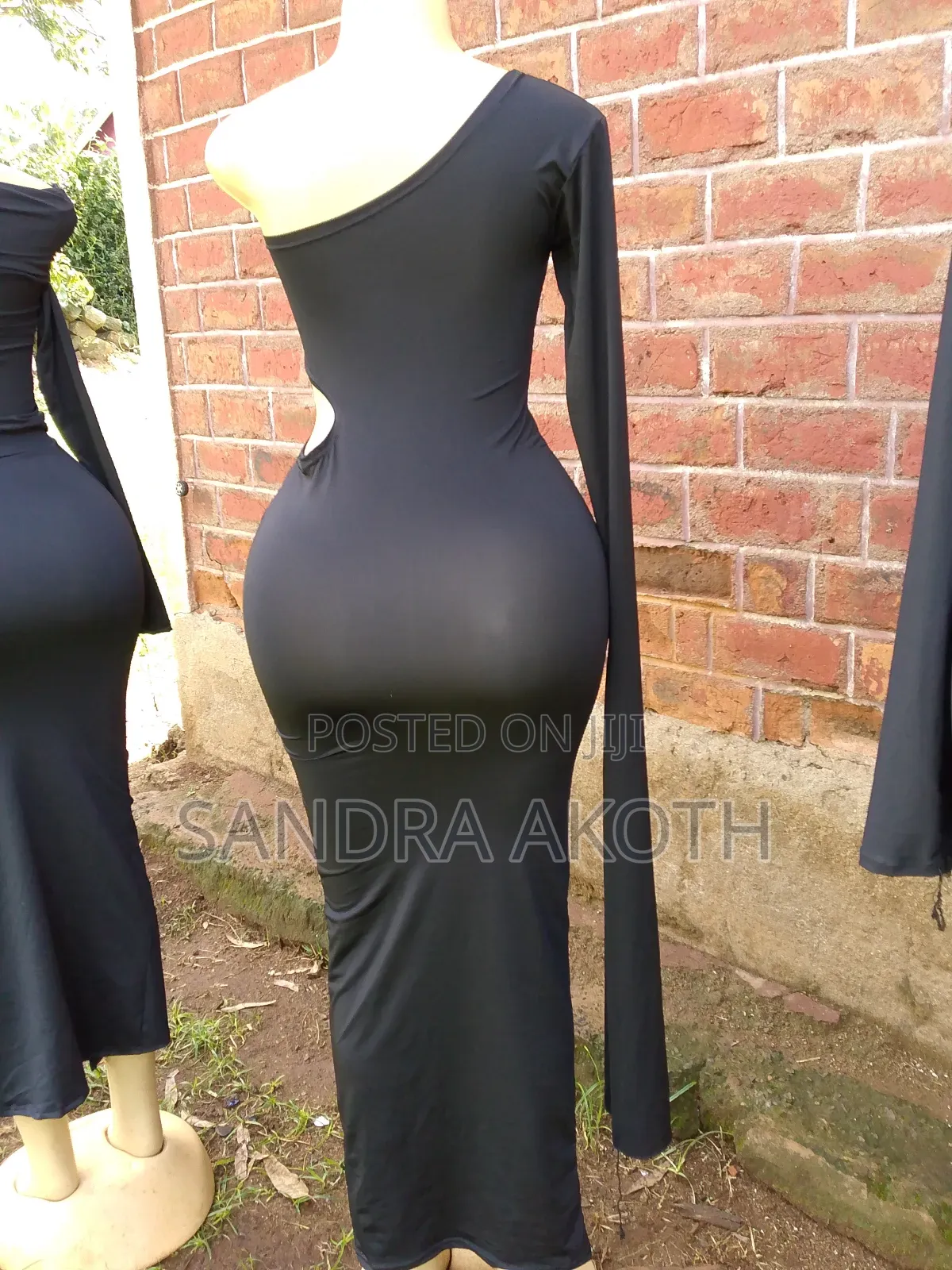 Elegant Women's Wear