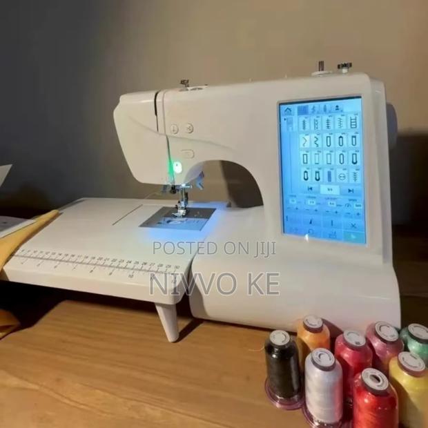 Top Notch Quality Small Size Embroidery Machine for Sale