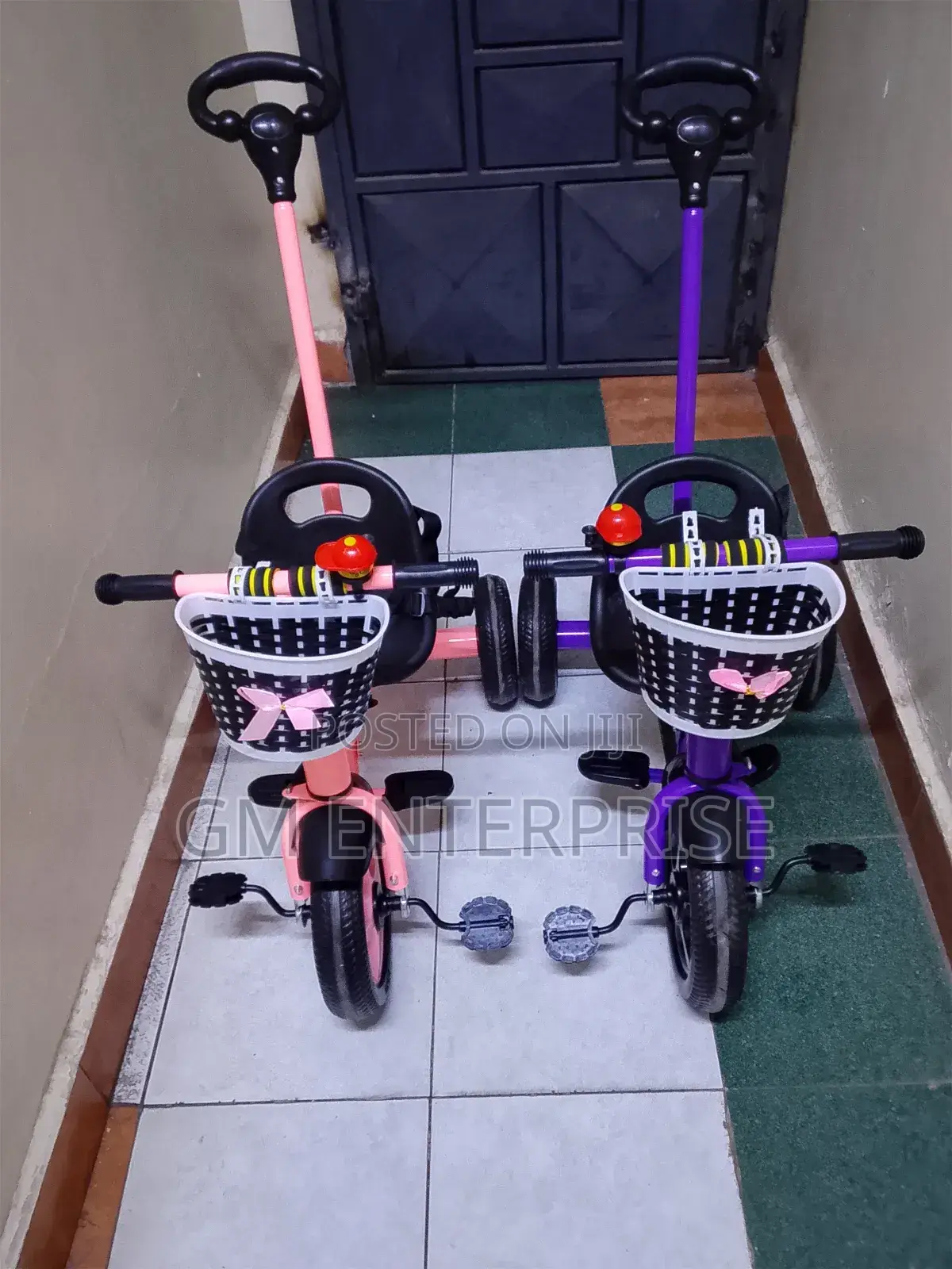 Tricycle/Tricycle With Push Handle
