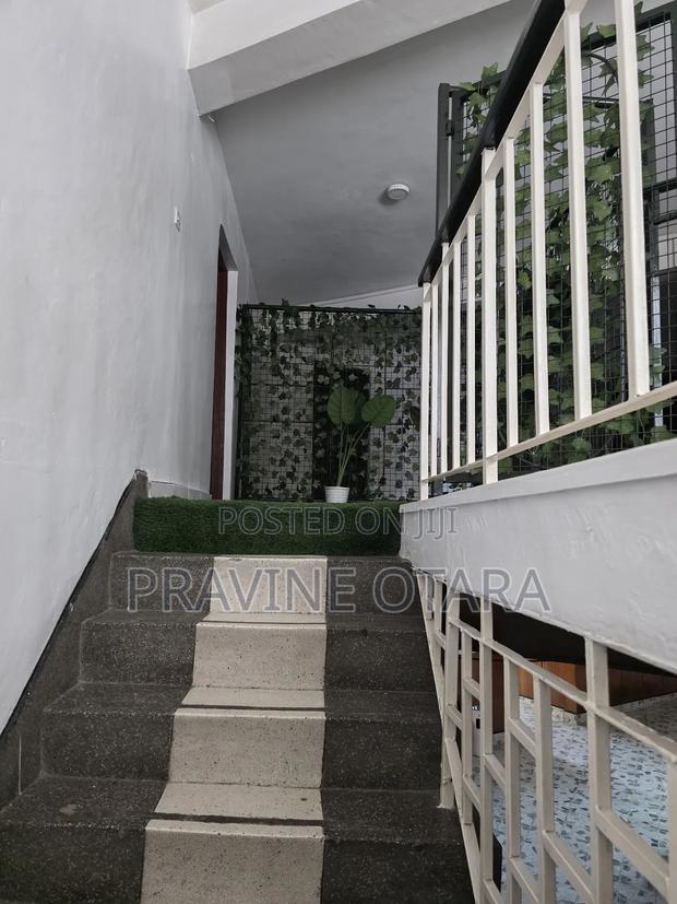 1 Bedroom Airbnb - thumbnail 14