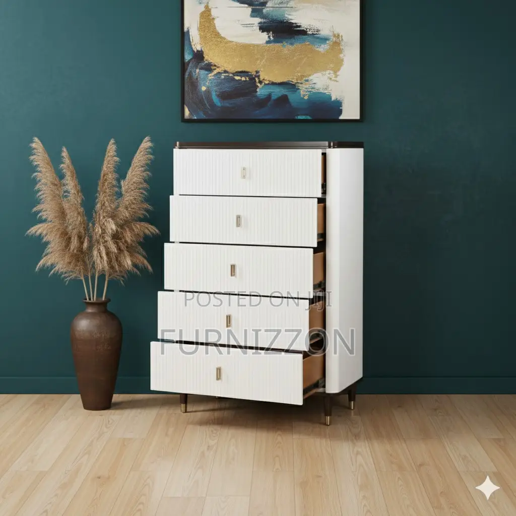 Modern Bedroom Wooden 5-Drawer Chest