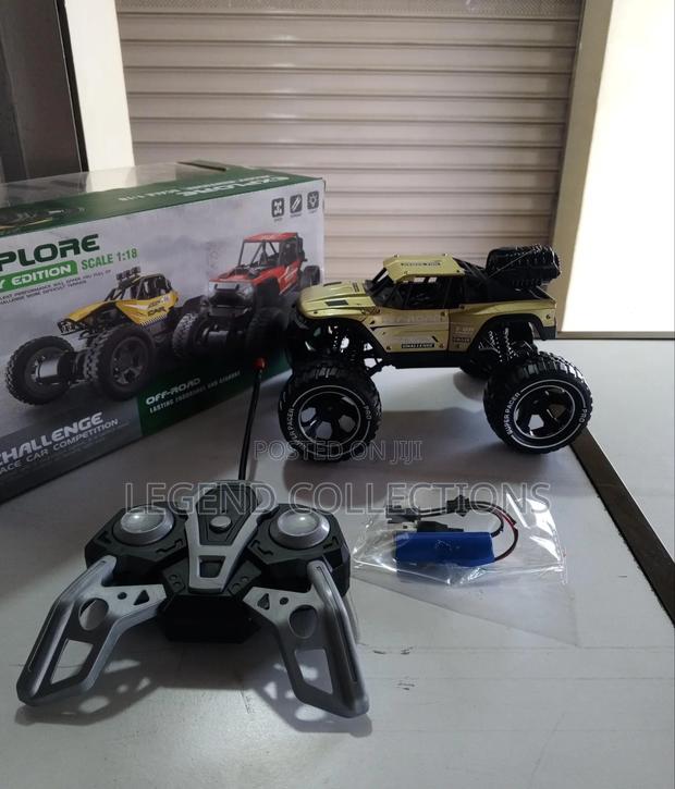 Off-Road Rc Alloy Car With Smoke Effects - main view