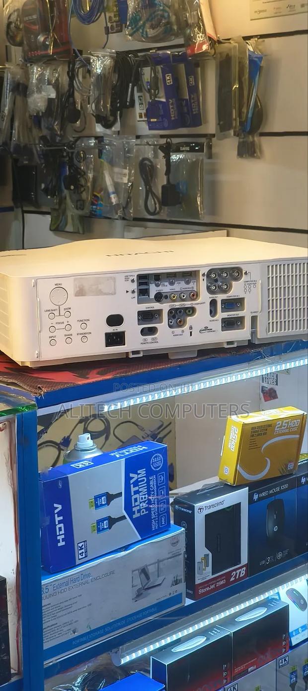 Hitachi Projector - thumbnail 7