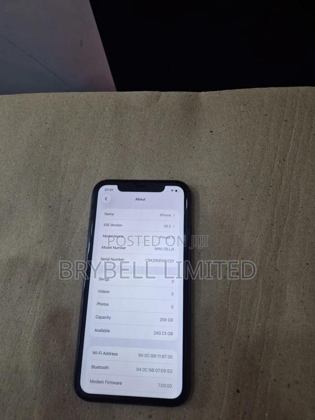 Apple iPhone 11 256 GB Gray - thumbnail 9