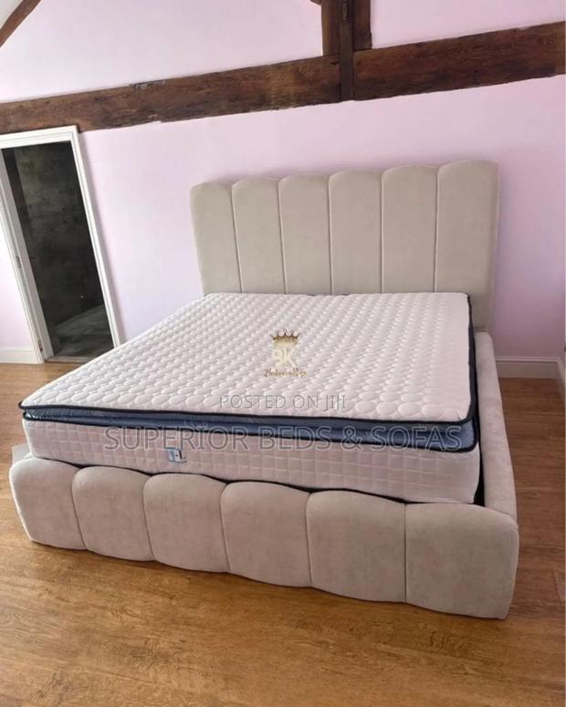Modern, Solid and Cozy Chester Bed 5x6