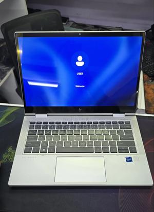 Laptop HP EliteBook 830 G8 16GB Intel Core I7 SSD 512GB