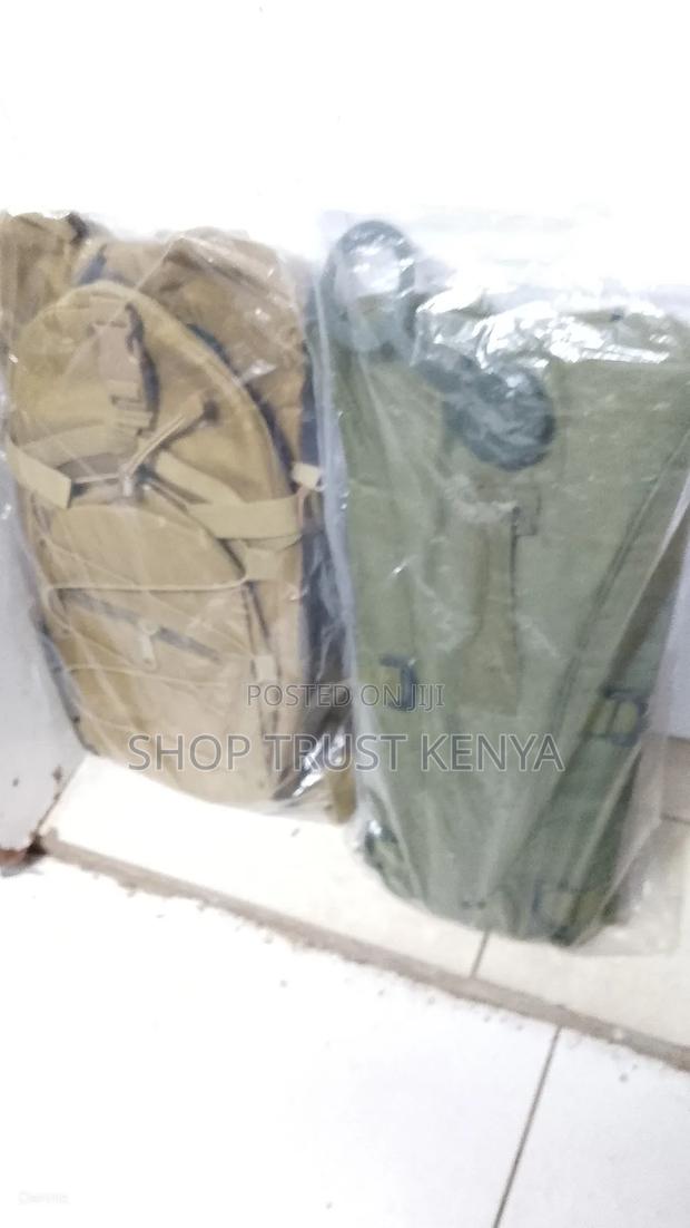 Waterproof Hiking Bags - thumbnail 3