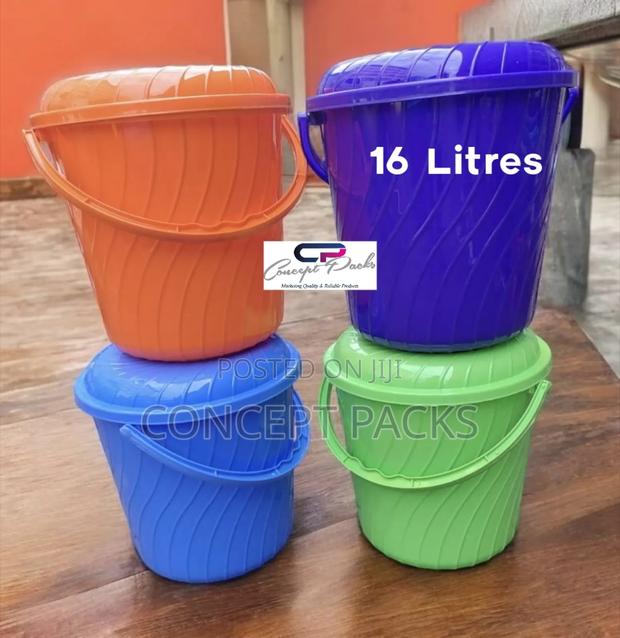 Spiral Plastic 16 Litre Colour And Clear Bucket