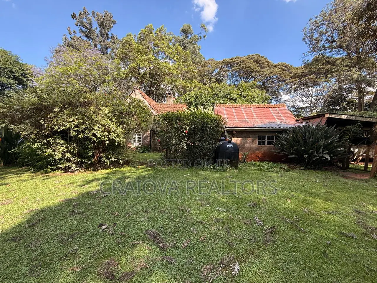2.5acre Land With a Villa
