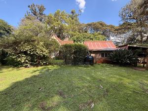 2.5acre Land With a Villa - thumbnail 2