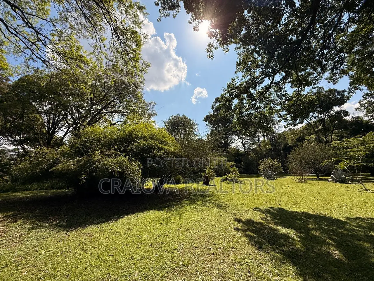2.5acre Land With a Villa