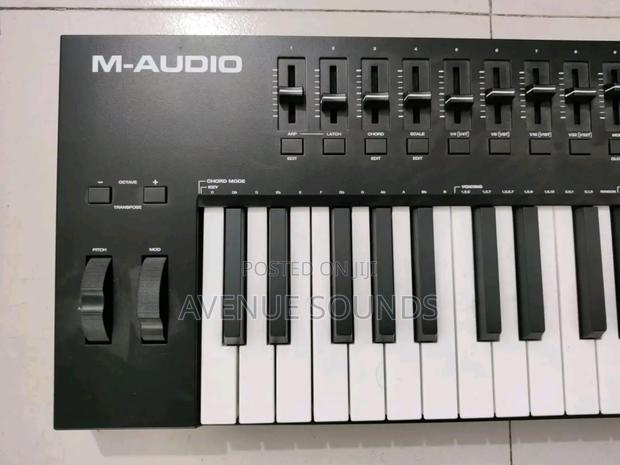 M-audio Oxygen Pro 61 Midi Keyboard - thumbnail 4