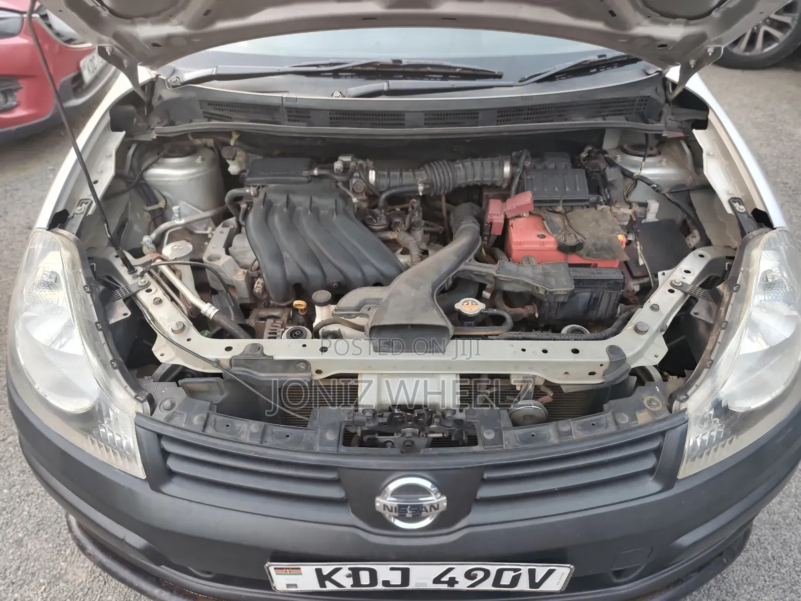 Nissan Advan 2015 Silver