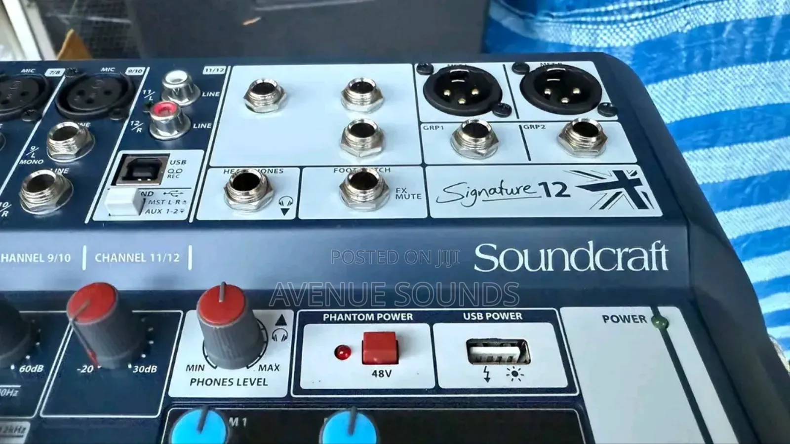 Soundcraft Signature 12 Plain Mixer