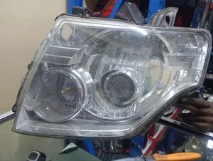 Mitsubishi Pajero Headlight Xenon