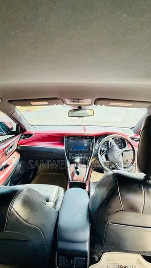 Toyota Harrier 2.0 2014 Purple