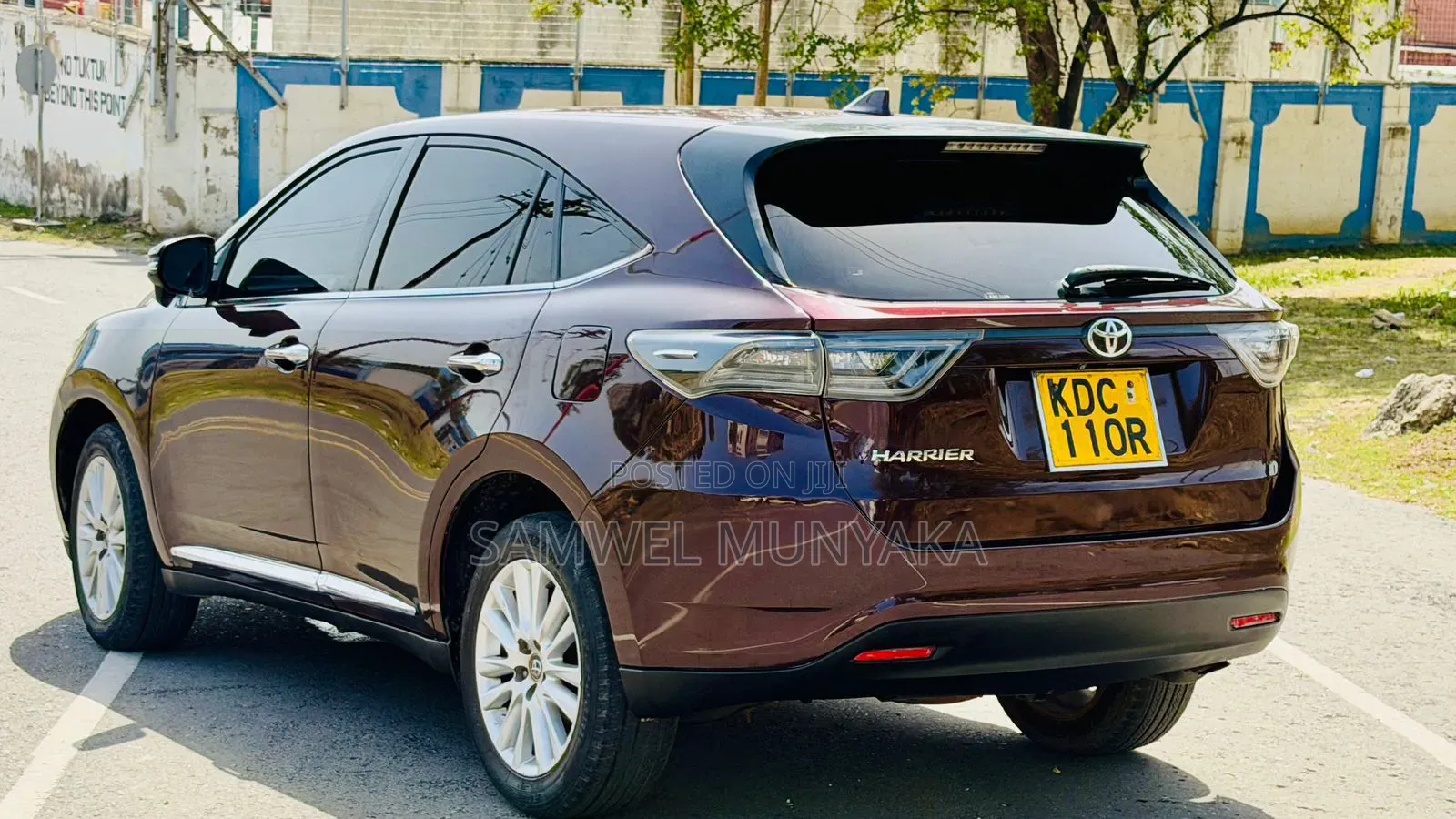 Toyota Harrier 2.0 2014 Purple