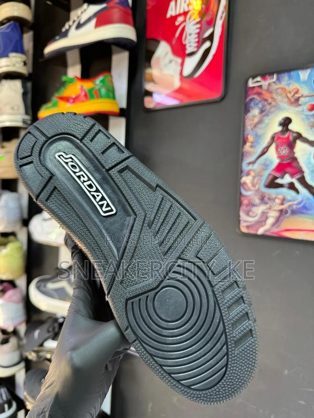 Jordan 3 Retro 'Black Cat' - thumbnail 7