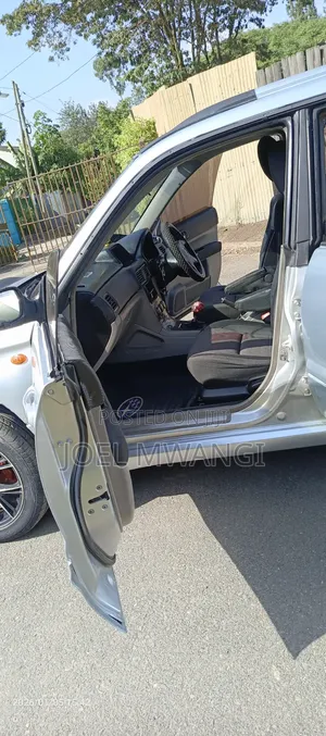 Subaru Forester 2005 Silver