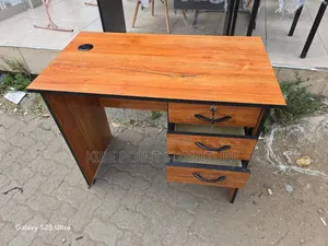 Home Office 1m Desk Available