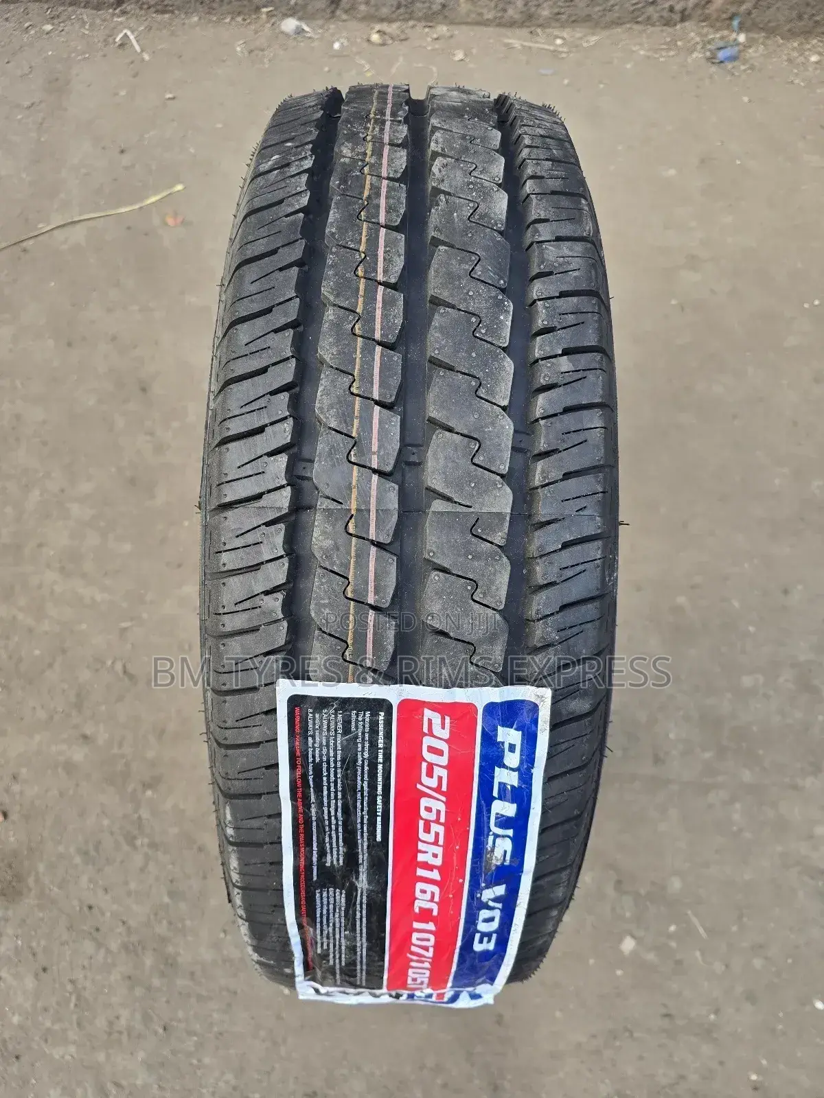 205 /65 R16 Vinmax Tyres (Commercial)