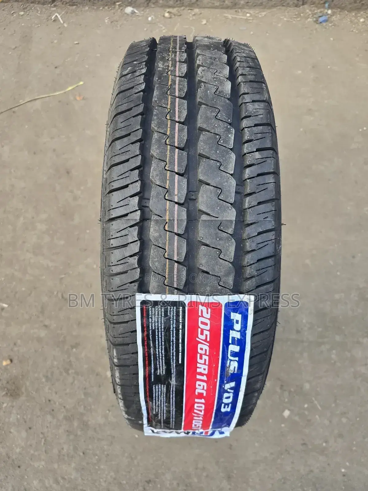 205 /65 R16 Vinmax Tyres (Commercial)