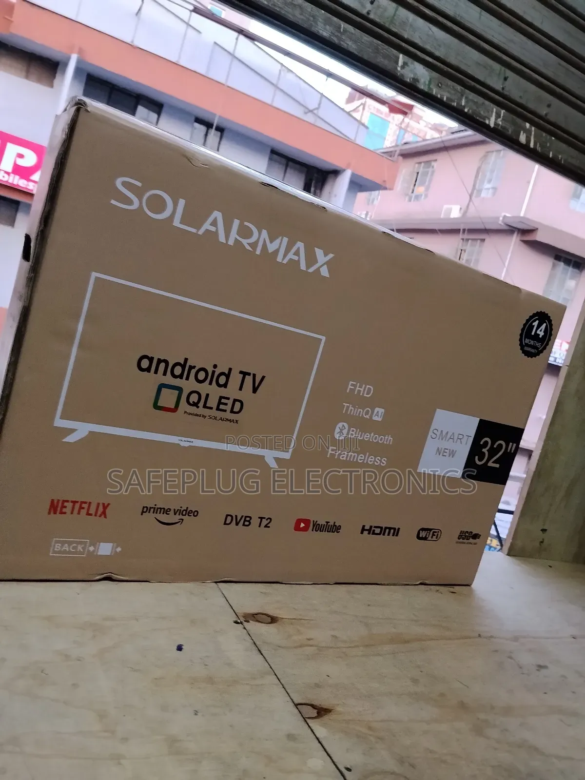 " Solarmax Smart Android Tv With Solar Charging | Frameless