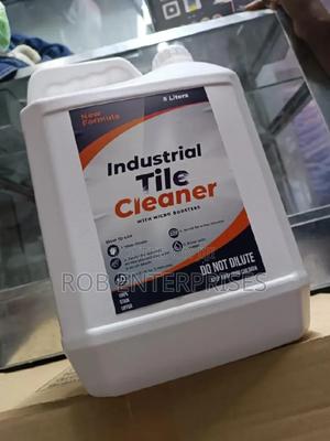 High Quality Tile Cleaner - main view