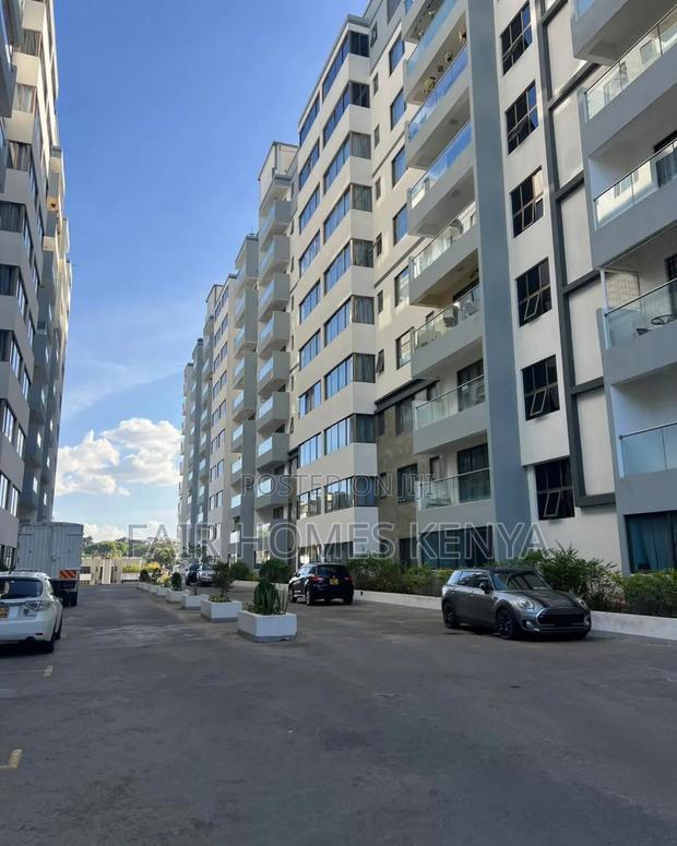 3bdrm Apartment in Hatheru Road, Lavington for sale
