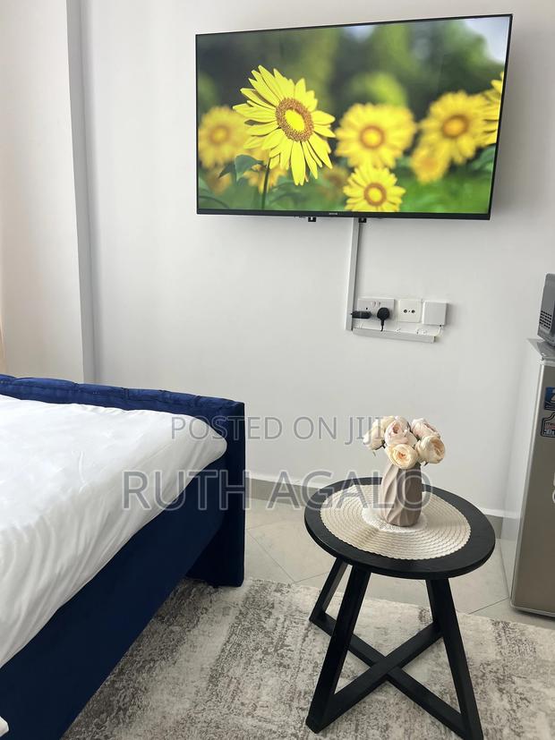 Haza Cozy Homes-City Views - thumbnail 3