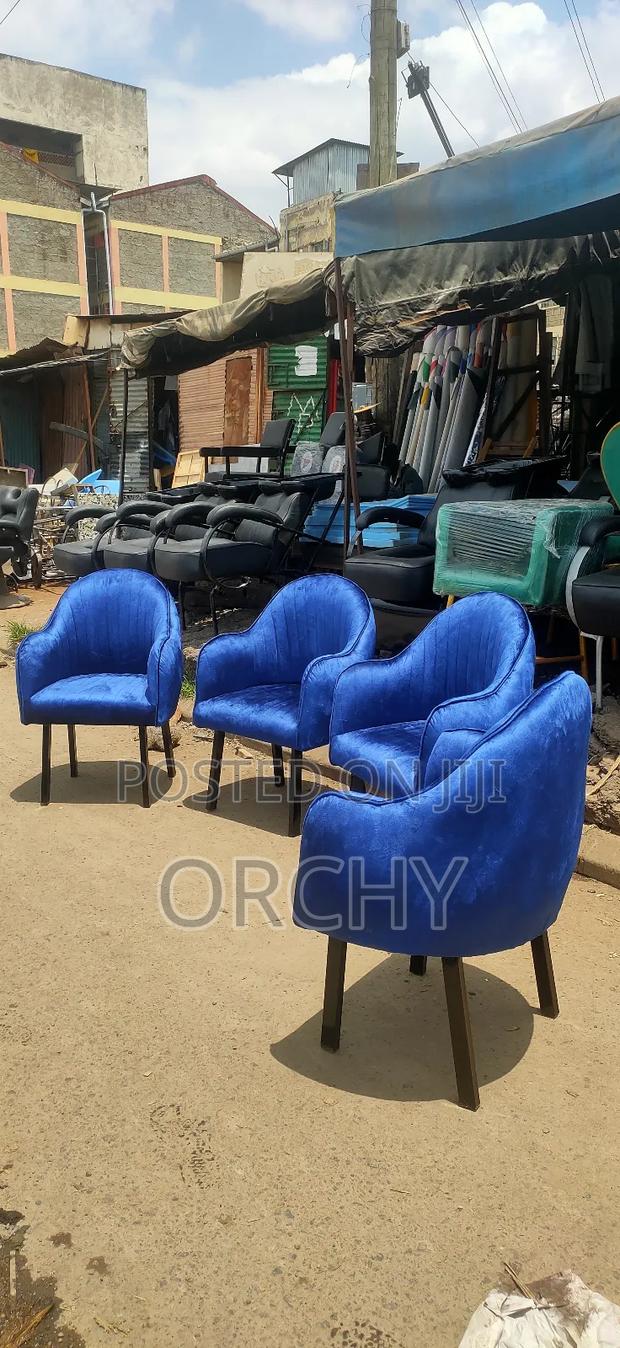 Blue Manicure Seats - main view