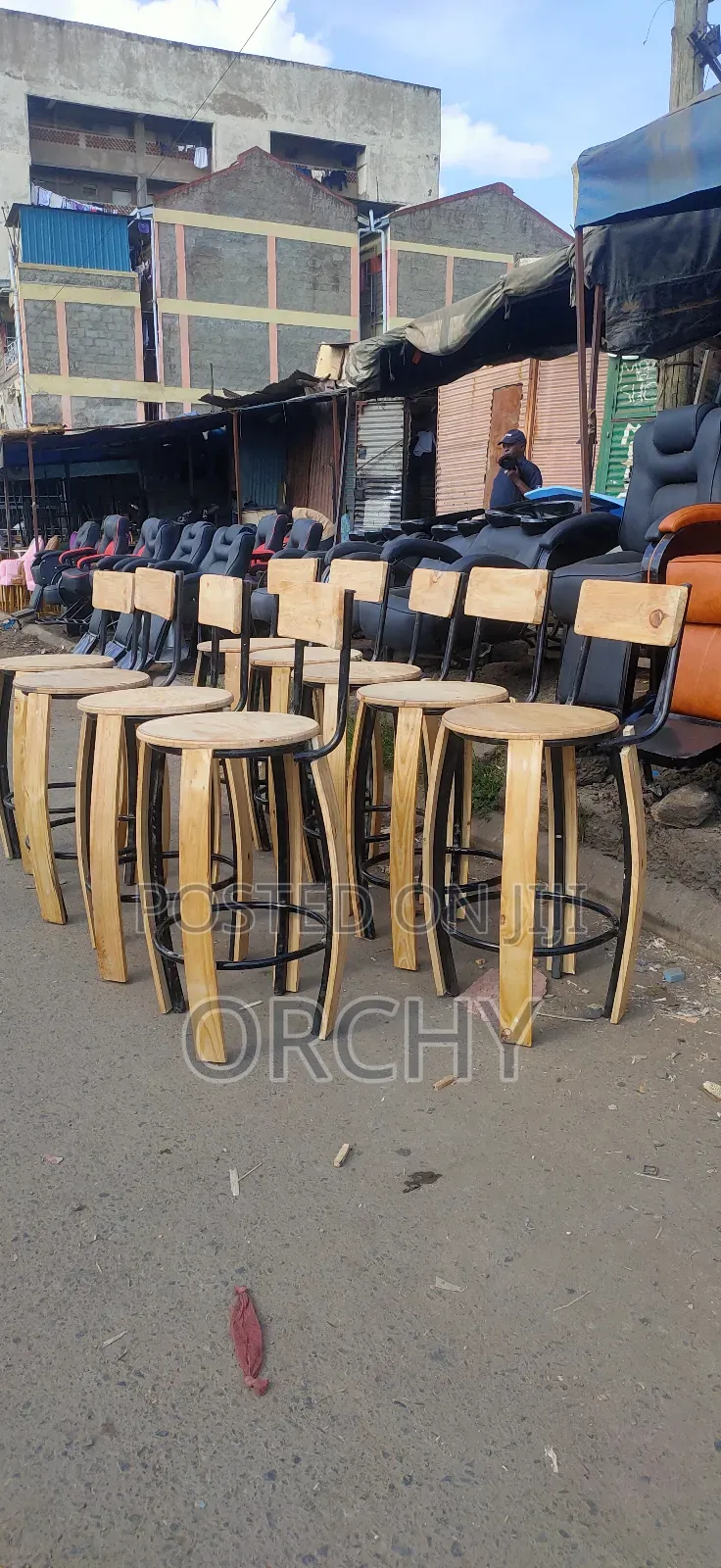 Pallet Bar Stools
