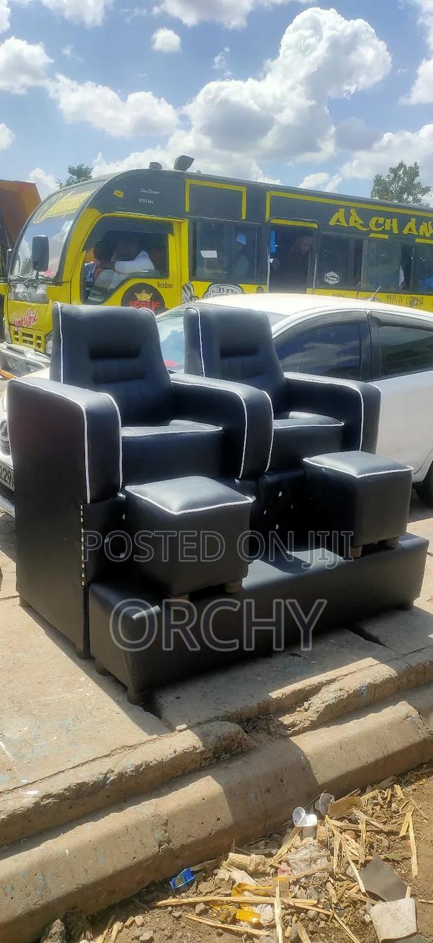 2 Seater Pedicure Couch - thumbnail 2