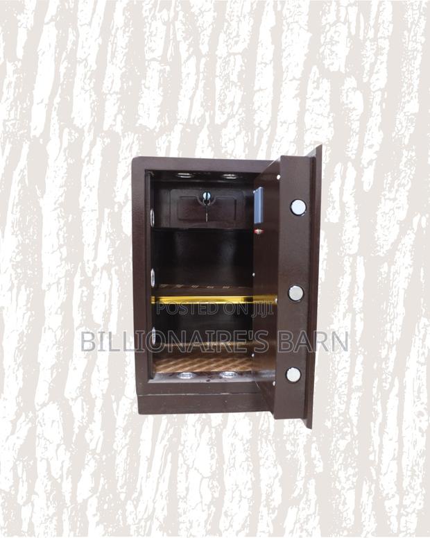 Large Biometric Safe | Quick Locking System For Daily Business Needs - thumbnail 2