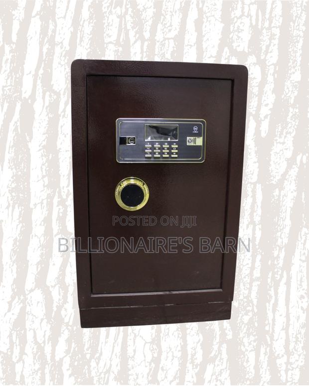 Large Biometric Safe | Quick Locking System For Daily Business Needs - thumbnail 3