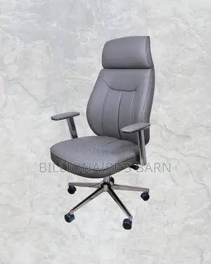 Grey Executive Office Chair | Boardroom-Ready Style Without the Drama