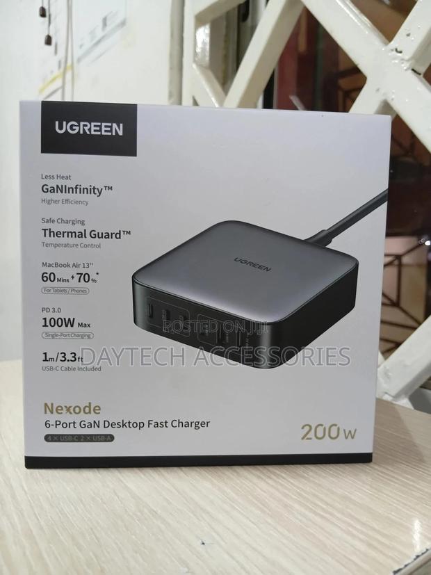 The Ugreen Nexode 200w 6-Port Gan Desktop Fast Charger. - thumbnail 2
