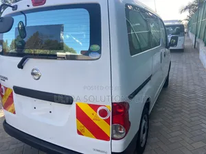Nissan NV200 2018 White