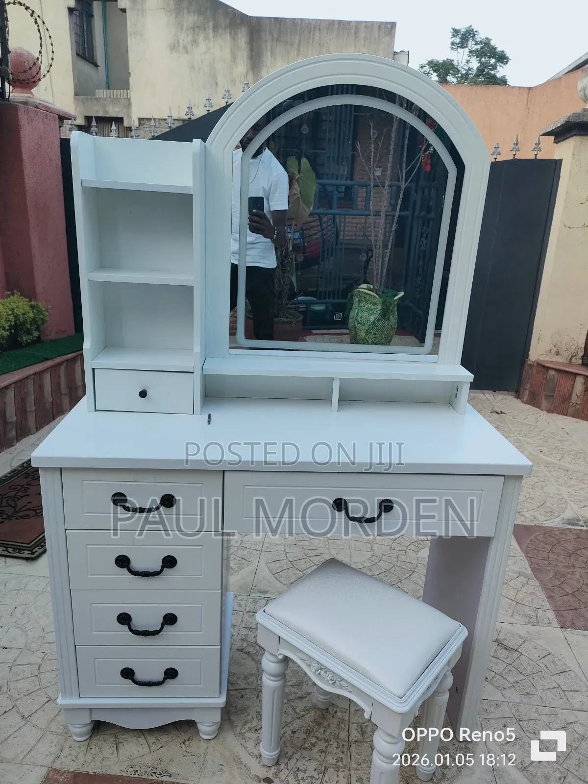 Fashion Vanity Dressing Mirror and Stand Stool